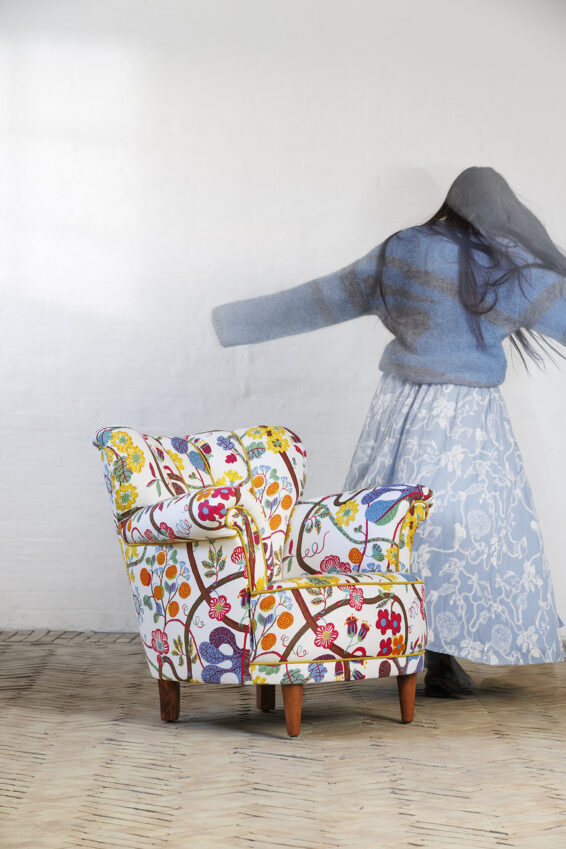 Josef Frank Lounge chair no. 905 and 906