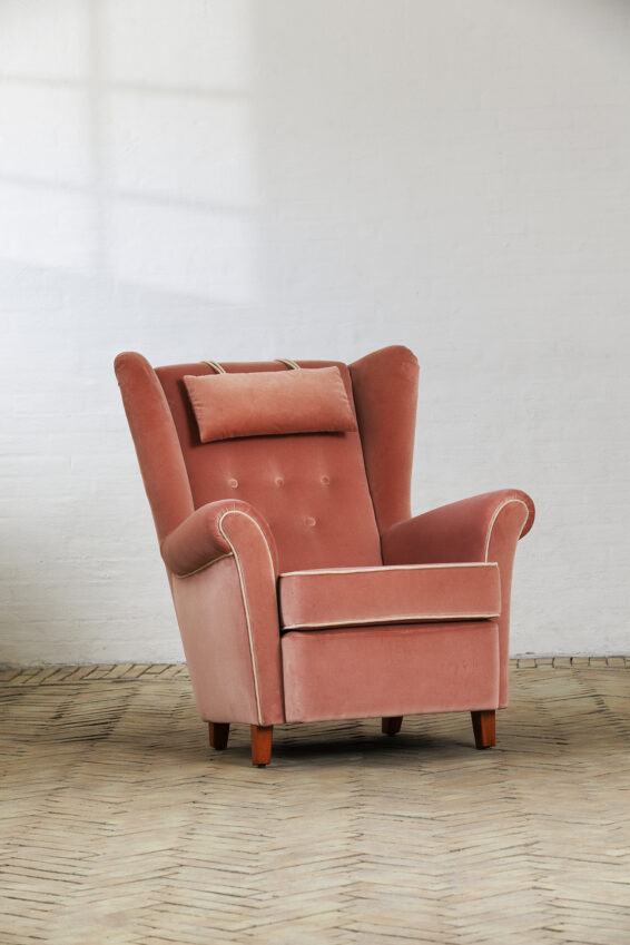 Big lounge chair