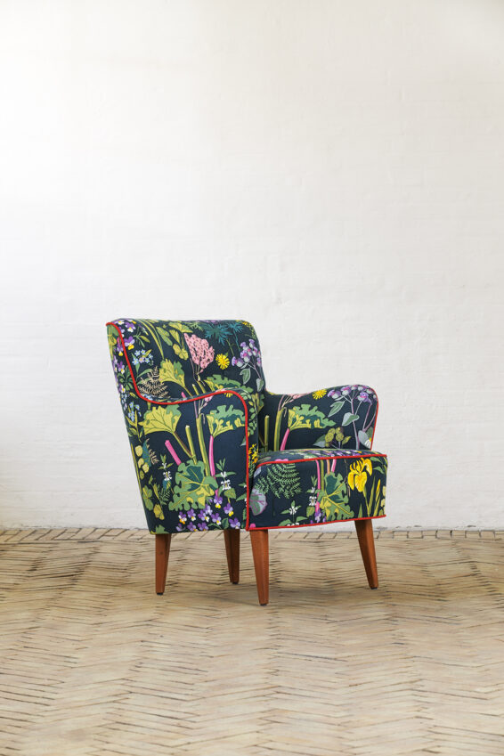 EEN armchair