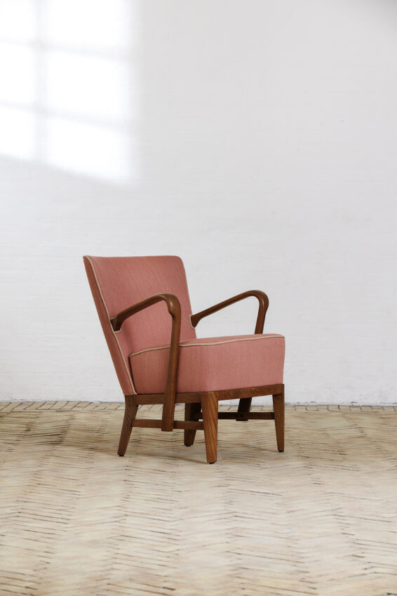 Small chair in wool Ref.No. 1232